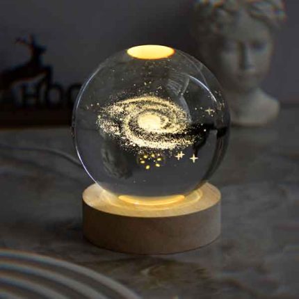 گوی شیشه ای کریستالی