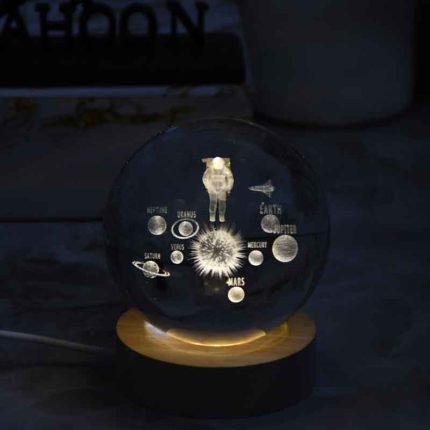 چراغ خواب کریستالی طرح فضانورد و منظومه شمسی