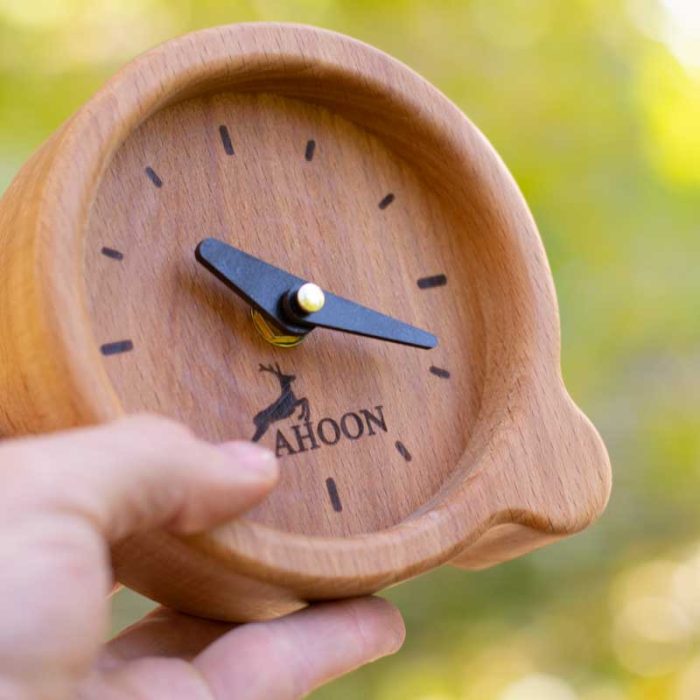 ساعت رومیزی چوبی