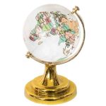 کره زمین کریستالی پایه طلایی با نقشه رنگی - Image 6