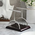 آونگ نیوتون تی شکل