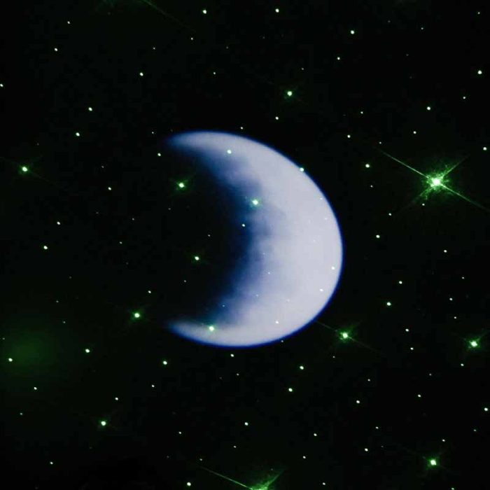 تصویر ماه ایجاد شده توسط پروژکتور کهکشانی