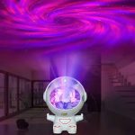 چراغ خواب و پروژکتور شفق قطبی و ستاره‌ها مدل فضانورد - Image 2