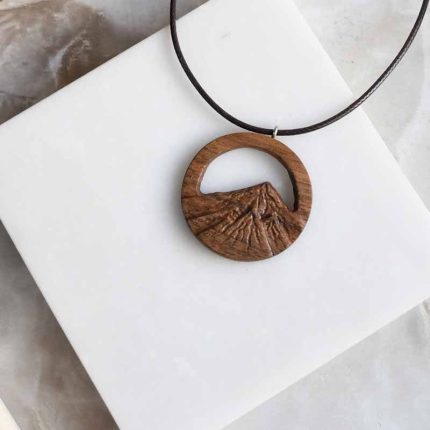 گردنبند طرح کوهستان