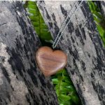 قلب چوبی گردنبند