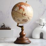 کره جغرافیای لوکس با پایه چوبی