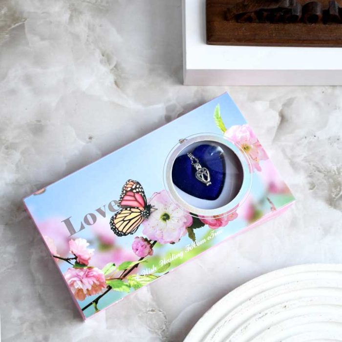 گردنبند مروارید عشق