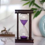 ساعت شنی شیشه ای