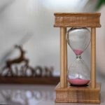 ساعت شنی چوبی