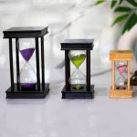 ساعت شنی چوبی