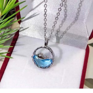 گردنبند وال و دریا