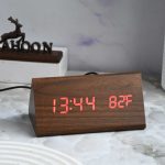 ساعت دیجیتال رومیزی طرح چوب