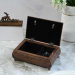 جعبه جواهرات موزیکال طرح چوب قهوه ای