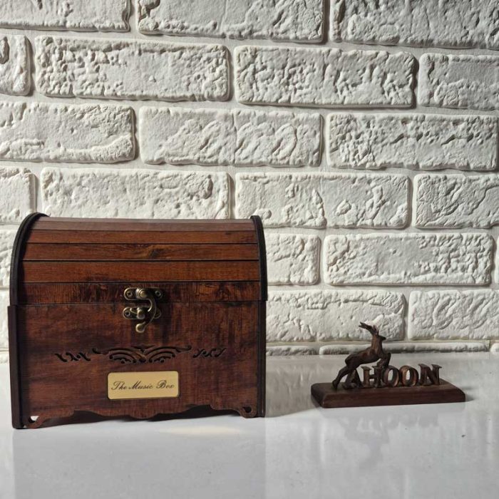 صندوق چوبی موزیکال