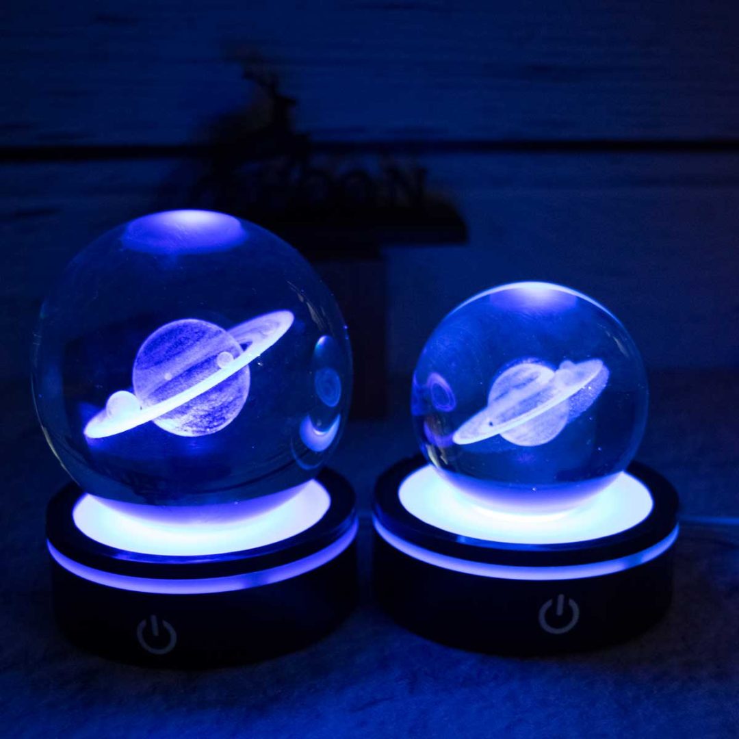 گوی کریستالی زحل