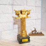 مجسمه مینیاتوری تندیس مدل ستون با سر شیر