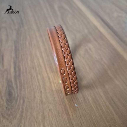 دستبند چرمی